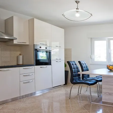 Apartman Noel Kastela